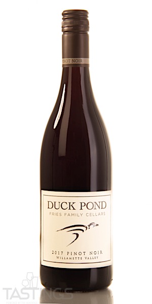 Duck Pond Pinot Noir 2017/2019 